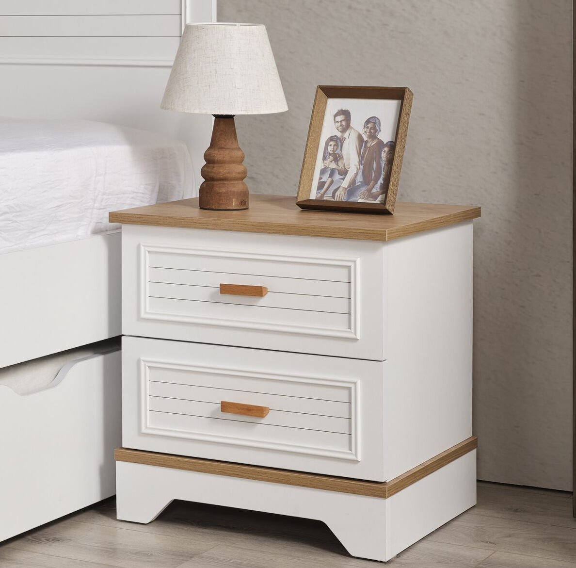 GENCECİX LOFTER KOMODİN