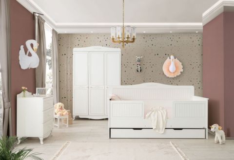 TİFFANY JOLİE MONTESSORİ TAKIMI
